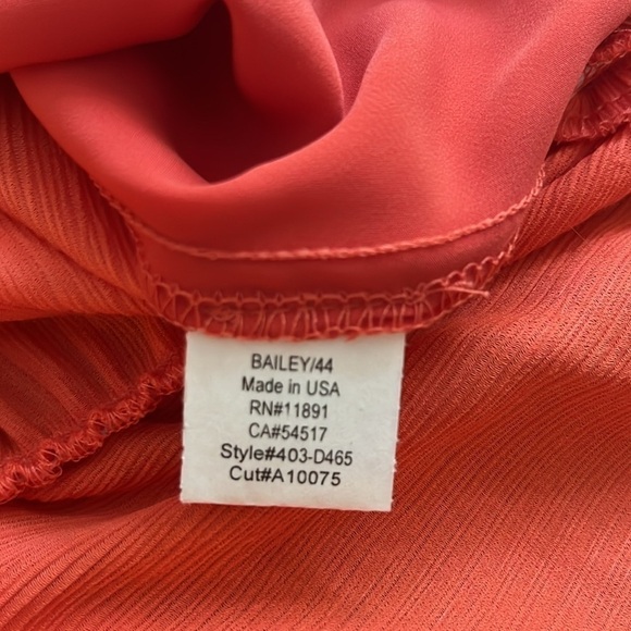 Bailey 44 Taj Long Sleeve Crinkle Texture Front Tie Cut Out Top Orange L - Picture 10 of 11